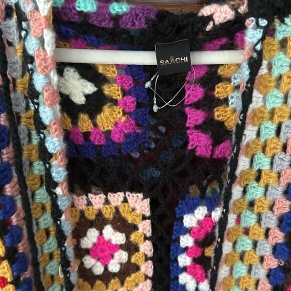 SAACHI Hooded Square Crochet Ruana - Picture 6 of 9